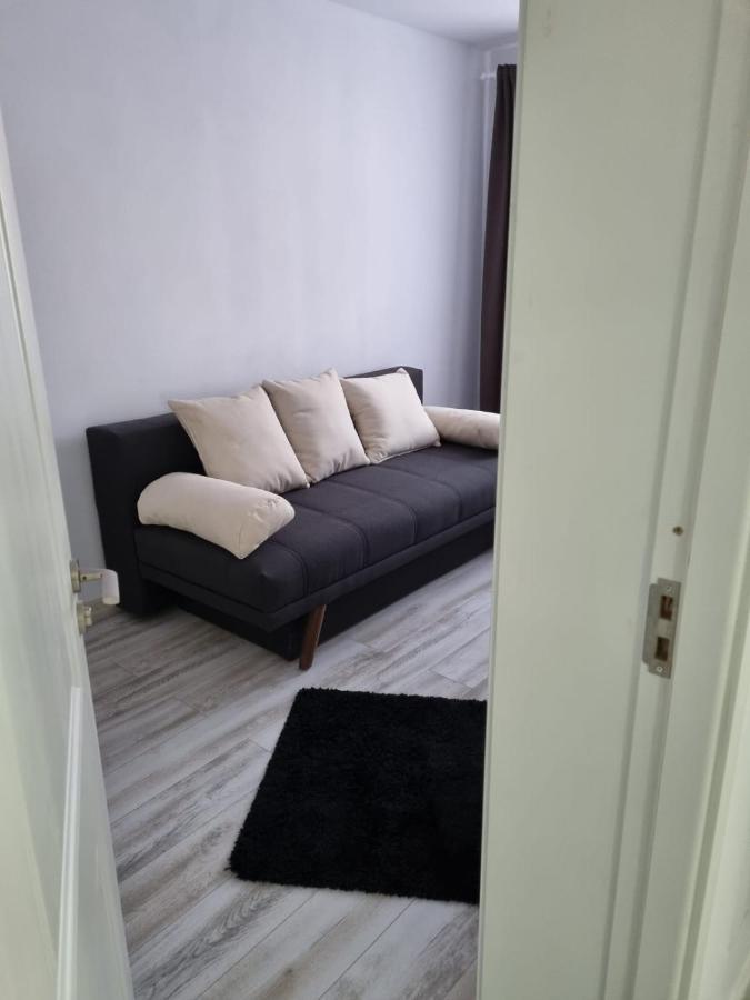Luxury Apartament Curtea de Argeş Zewnętrze zdjęcie
